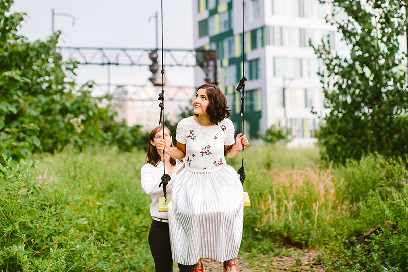 https://redfieldphotography.com/redfieldblog/2016/meryl-deb-reading-viaduct-philadelphia-engagement-shoot